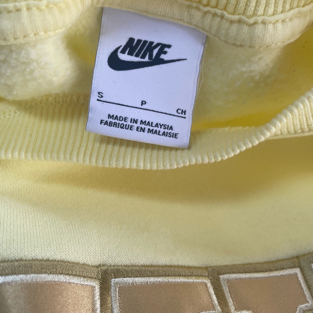 Nike Yellow Logo Crewneck Sweatshirt - Picture 11 of 11